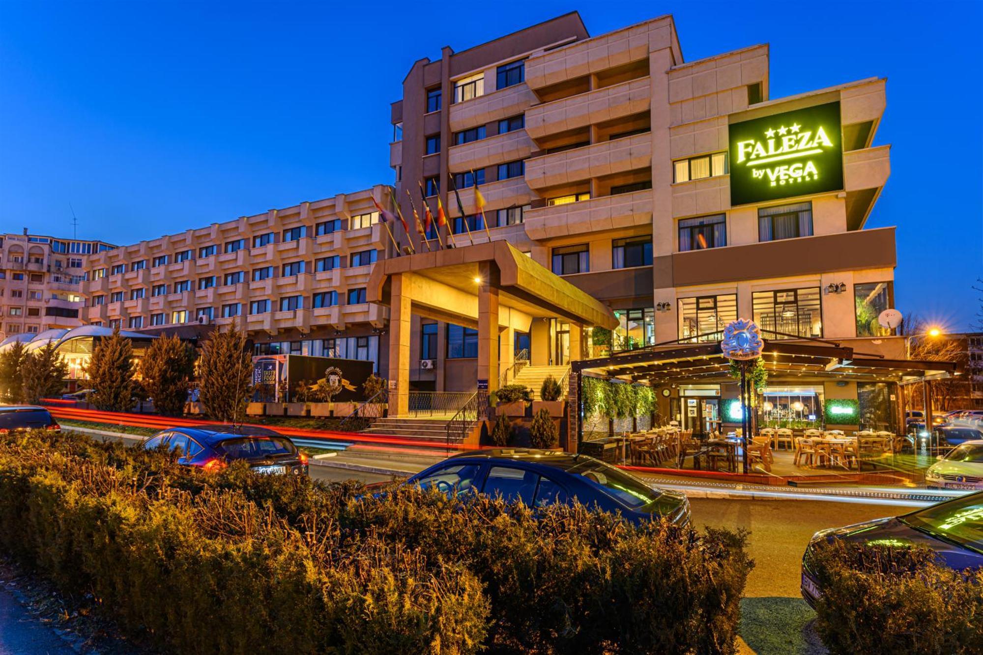 Faleza Hotel by Vega Galaţi Exteriér fotografie