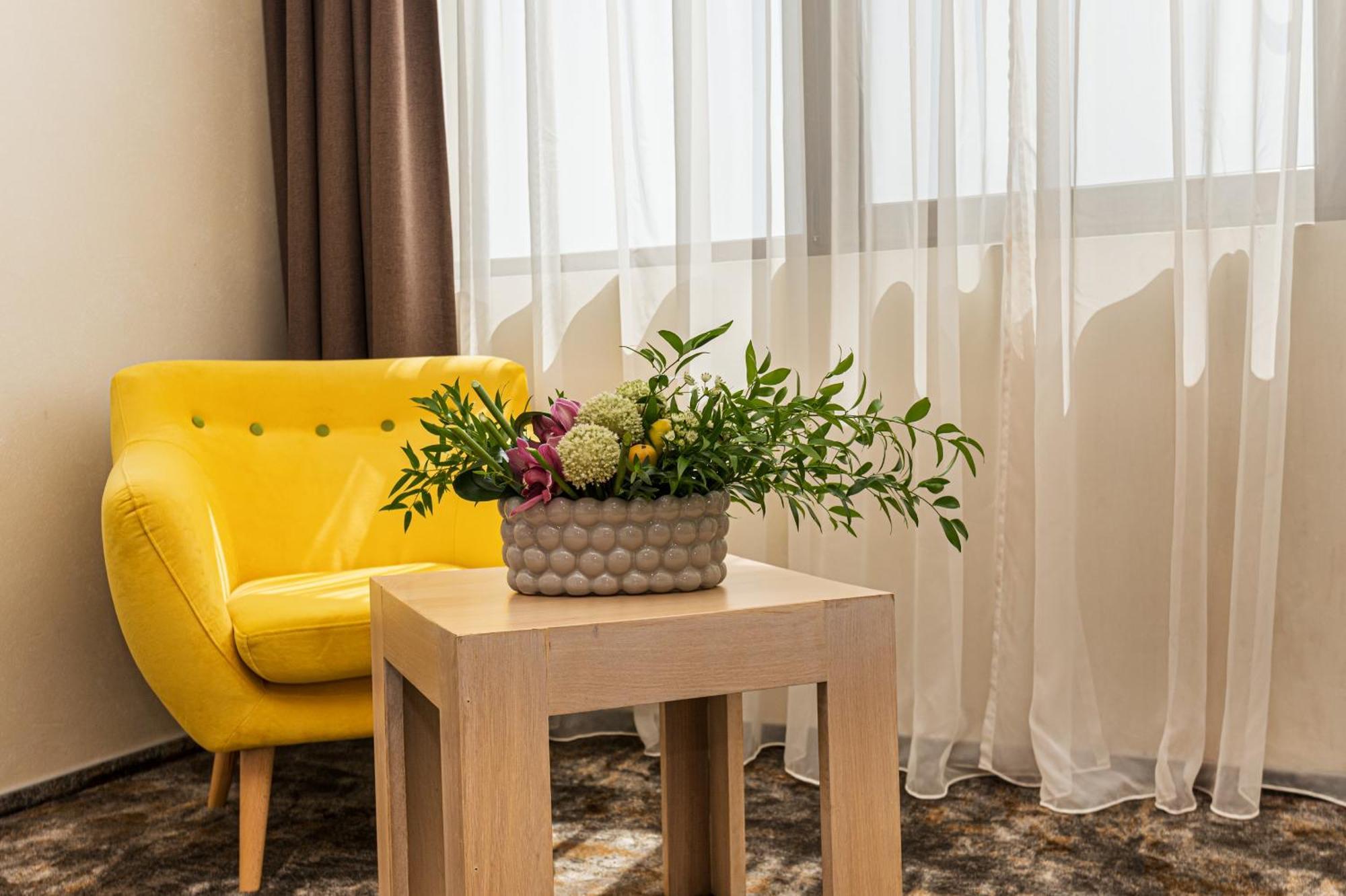 Faleza Hotel by Vega Galaţi Exteriér fotografie