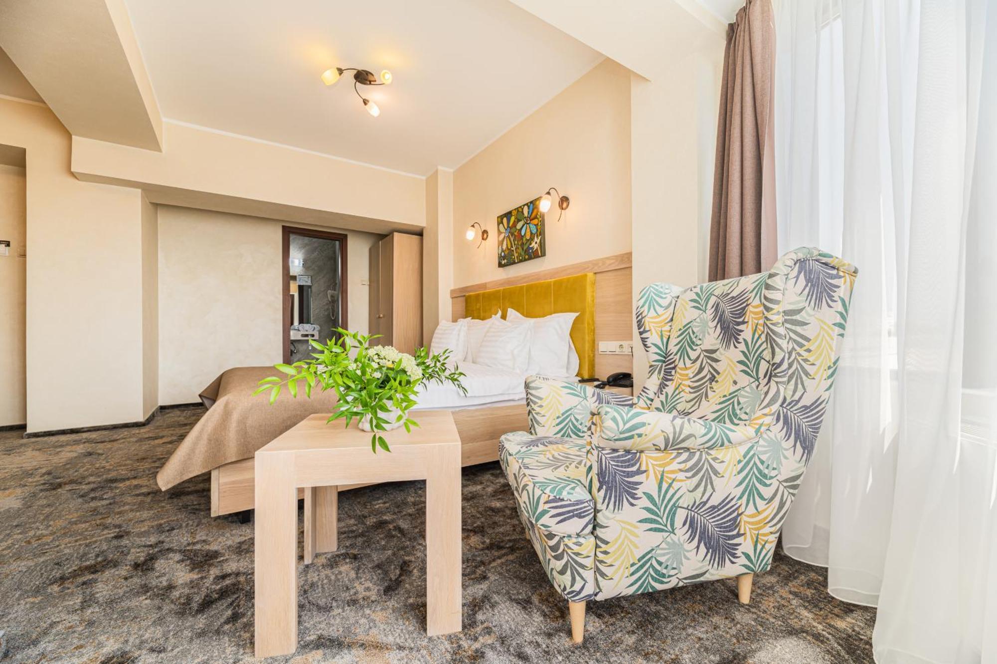 Faleza Hotel by Vega Galaţi Exteriér fotografie